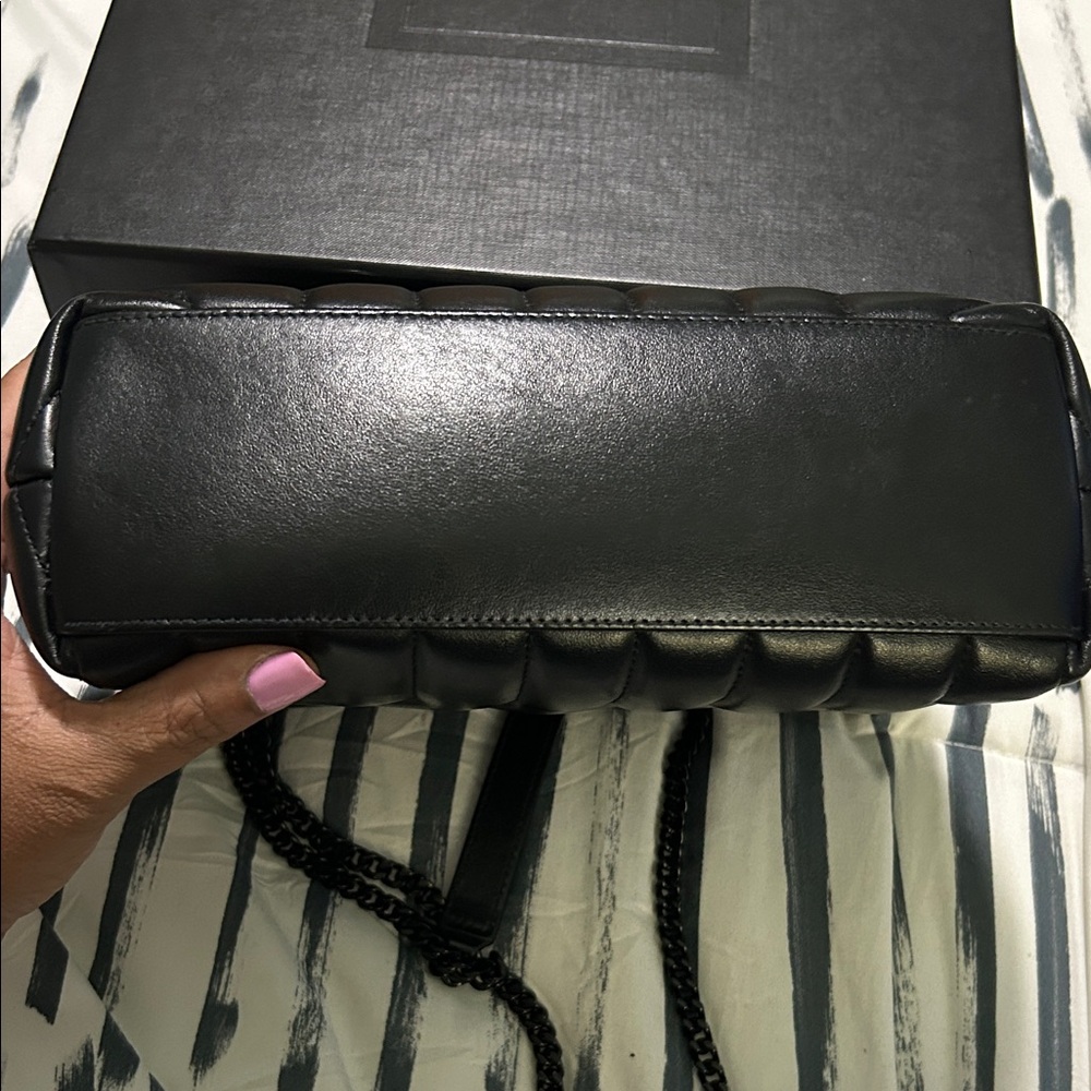 Saint Laurent Black Small Loulou Chevron Shoulder Bag Authentic - Picture 9 of 12